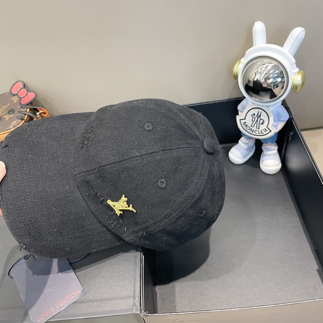 Louis Vuitton Caps